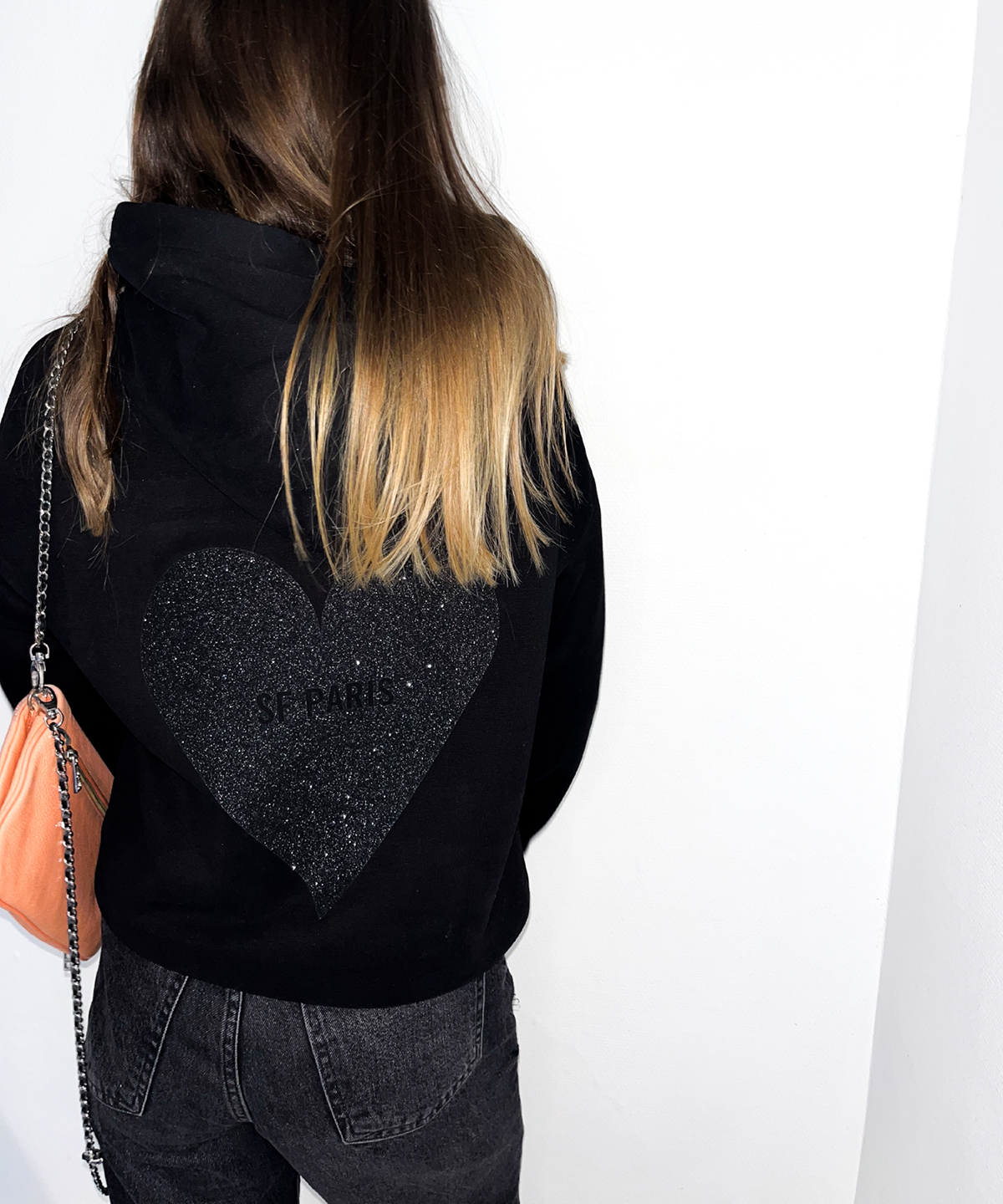 HOODIE GLITTER BLACK HEART
